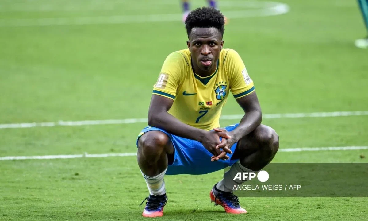 En las últimas horas la noticia sobre el nuevo rostro del jugador brasileño Vinicius Jr. inunda las redes entre críticas por su apariencia.