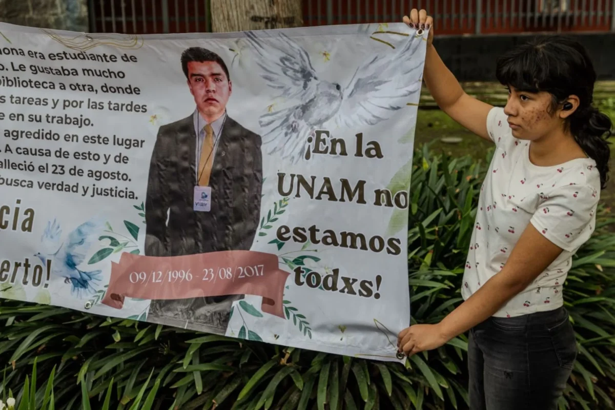 A nueve años, exigen justicia en la UNAM para Luis Roberto