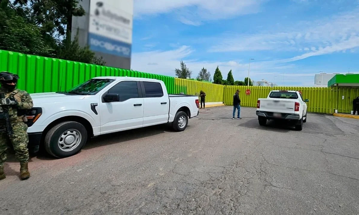 FGR asegura 800 mil litros de huachicol en Puebla
