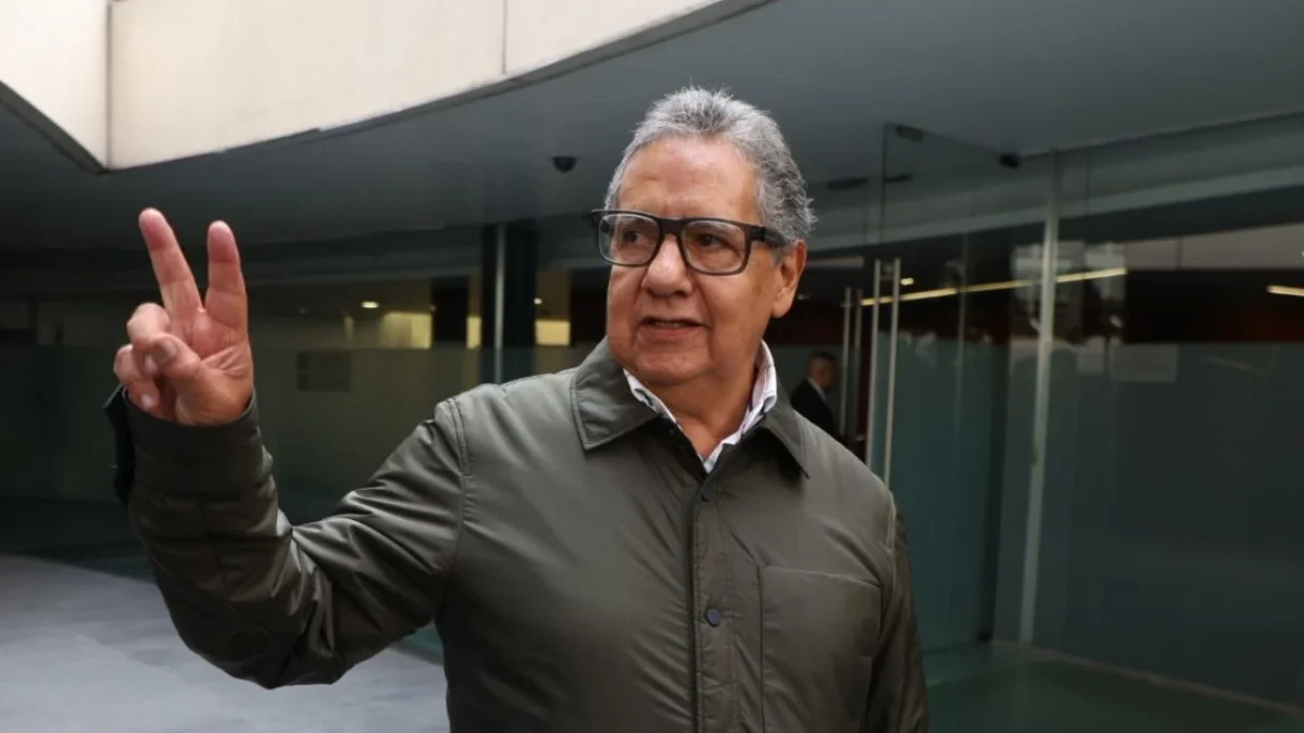 Higinio Martínez es elegido presidente del Senado