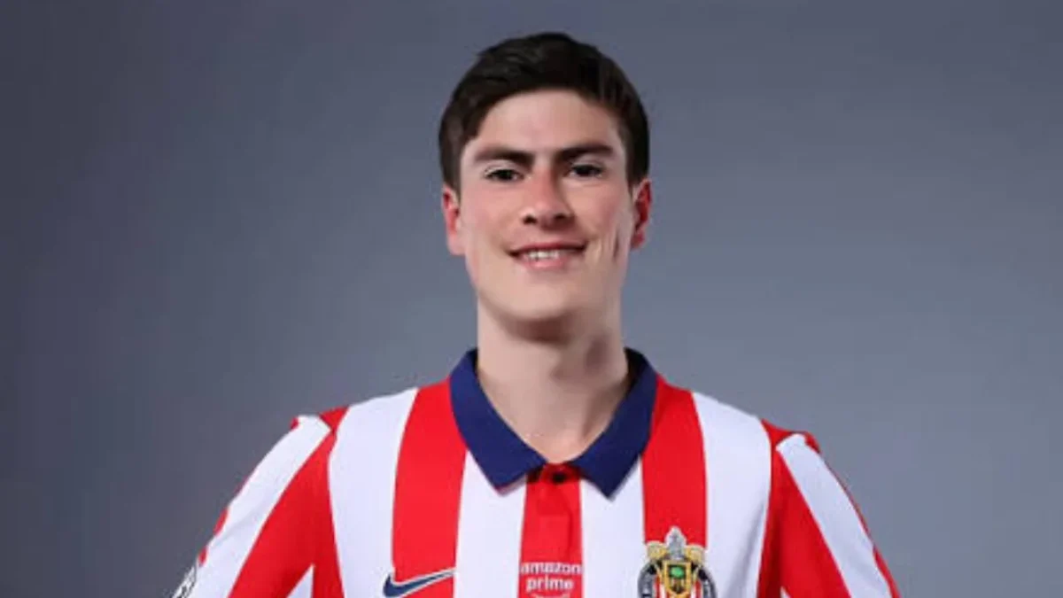 Olympiacos habría enviado oferta a Chivas por Armando González