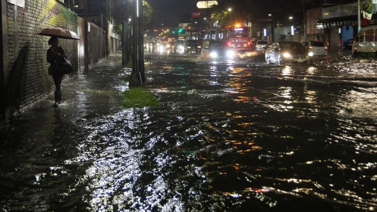 Se espera un volumen de lluvia de más de 70 mm en la demarcación al sur de CDMX, que podría causar inundaciones, deslaves, fuertes corrientes.