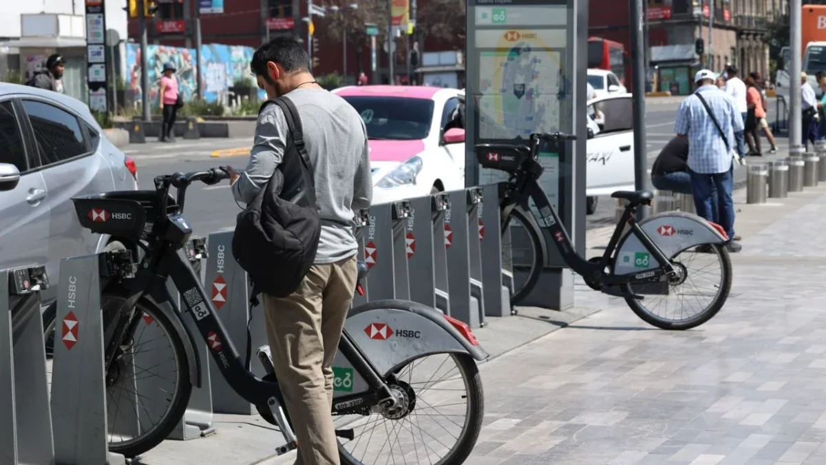 El presidente de la FRRPU, Jorge Carlos Negrete, dijo que la infraestructura publicitaria de Ecobici sería casi 8 veces mayor que la actual.