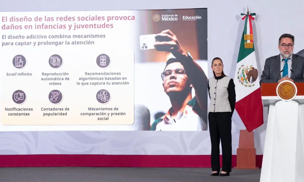 El Gobierno de México presentará antes del inicio del próximo ciclo escolar una propuesta para regular el uso de celulares en las escuelas.
