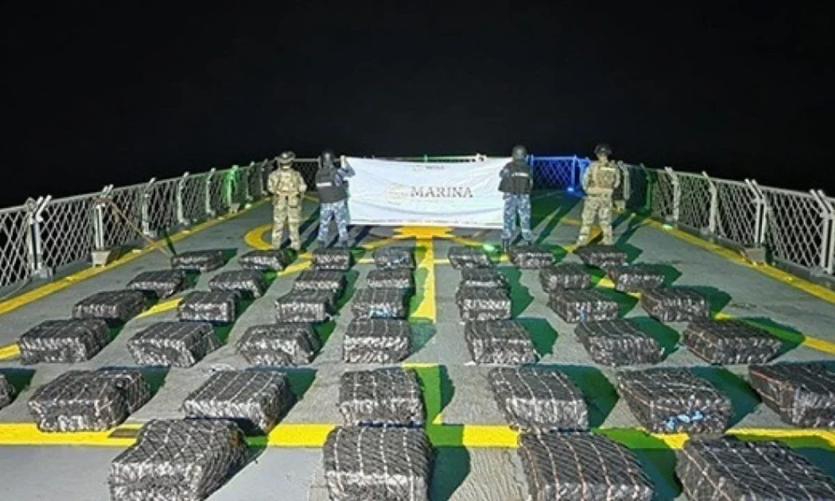 Semar decomisa más de una tonelada de cocaína y detiene a seis en Acapulco