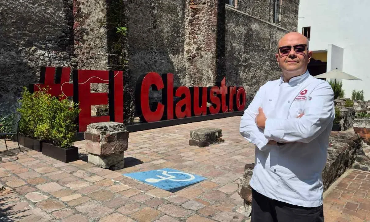 Aunque hoy es uno de los platillos más representativos de la gastronomía mexicana, el chile en nogada tuvo un origen muy distinto.