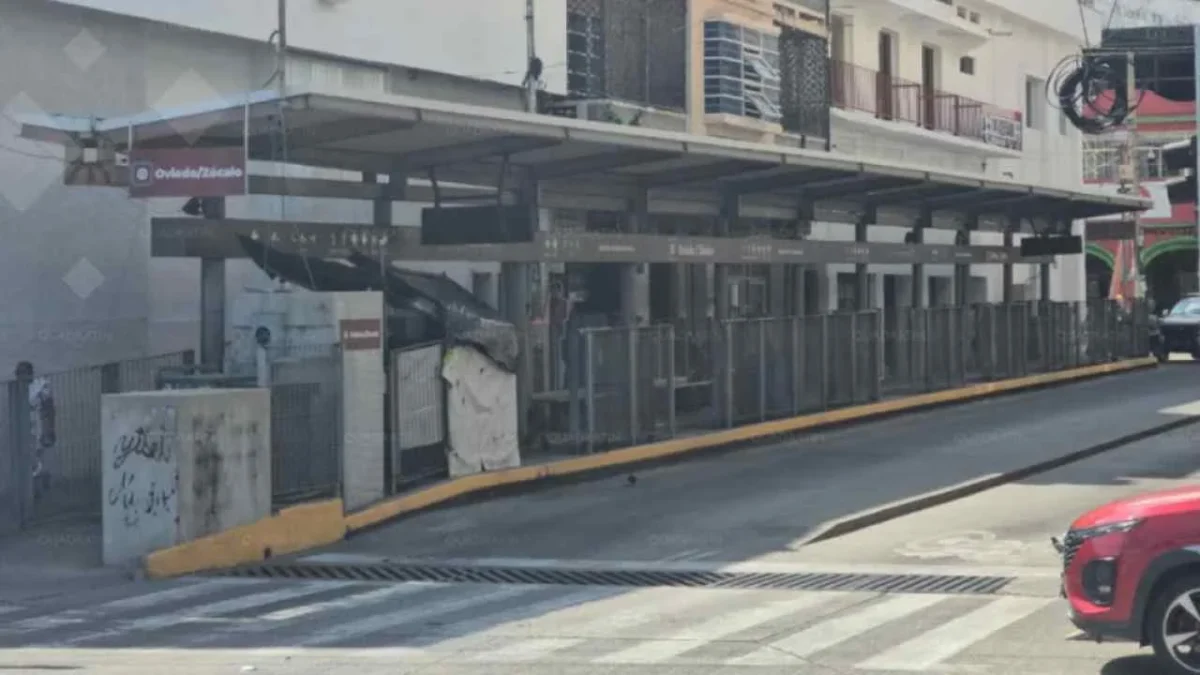 Cierran estaciones del transporte público del Acabús por falta de pago a guardias de seguridad.