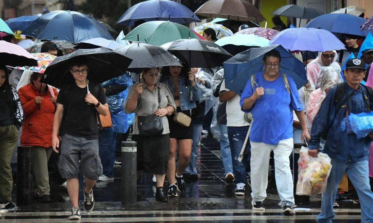 ¡Alerta por lluvias! Clima hoy trae tormentas y calor intenso en México