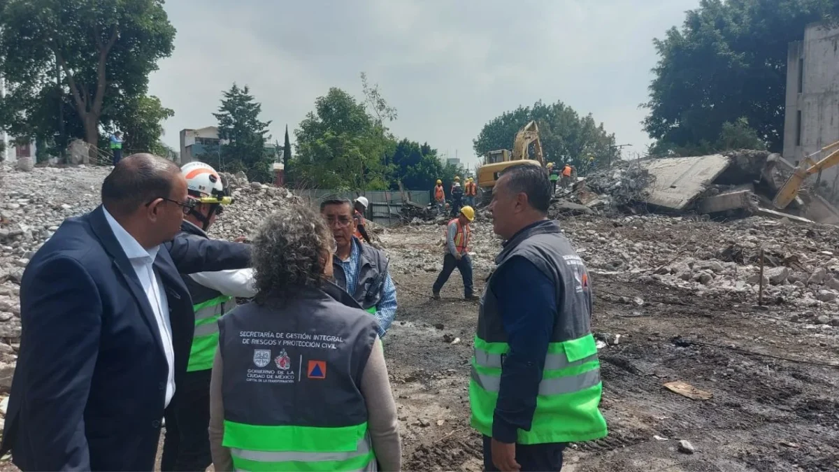 El colapso de un inmueble en la Escandón debe investigarse por presuntas irregularidades en Miguel Hidalgo, aseguró Víctor Romo.