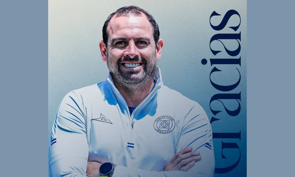 La directiva de Cruz Azul femenil anunció la salida de Israel del Real como DT del primer equipo 'después de una evaluación profunda'.