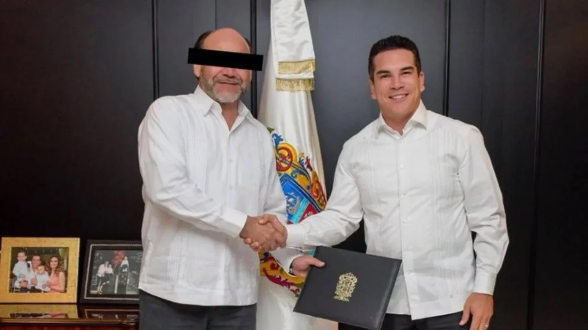 La Fiscalía de Campeche informó la detención de Carlos Alberto Medina Hernández, exdirector de comunicación social de Alito Moreno.