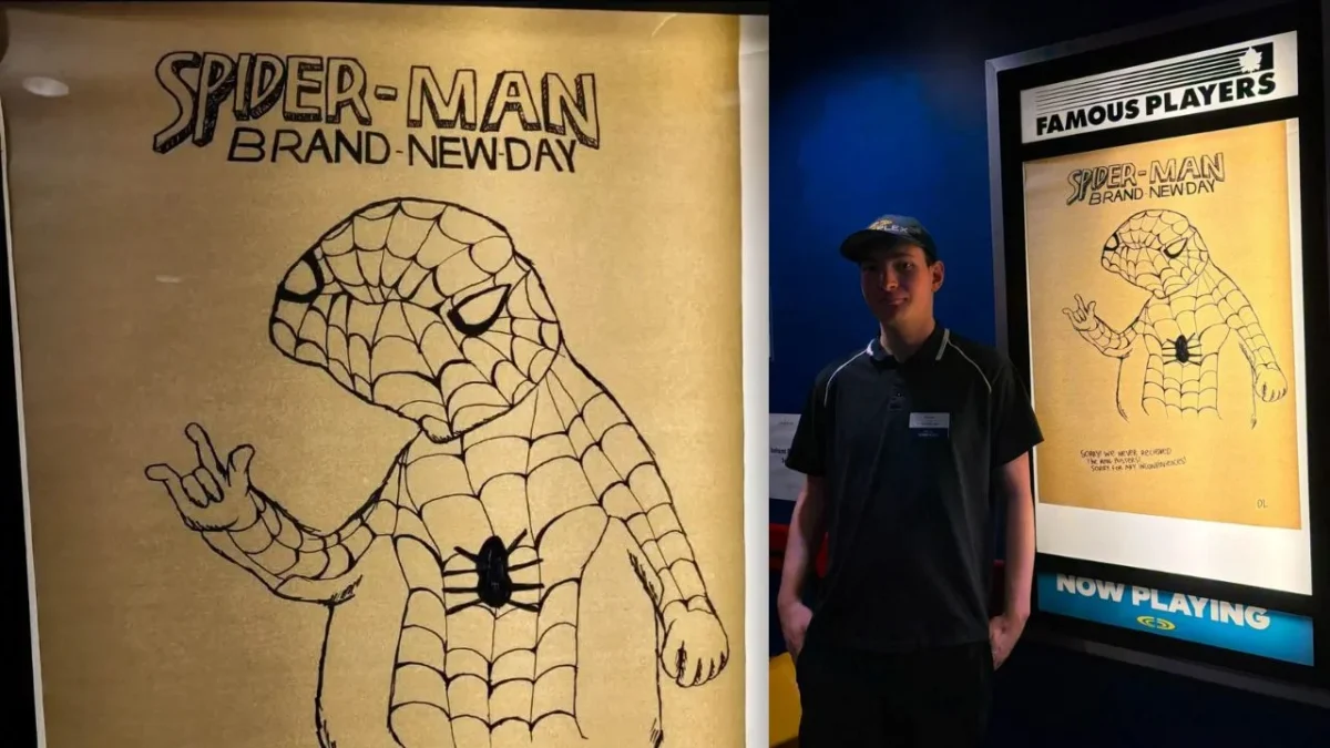 En un cine de la Columbia Británica en Canadá, se promociona Spider-Man Brand New Day con un dibujo basado en el meme Spooder-Man.