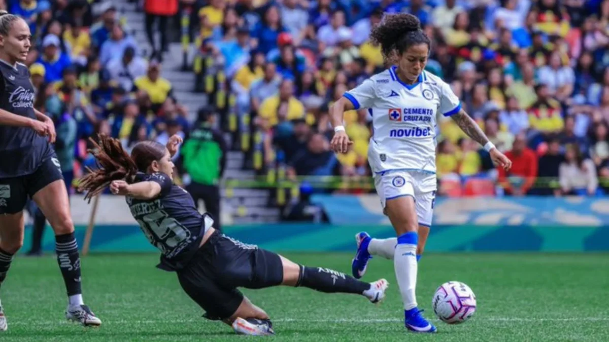 La Liga Femenil y Secretaría de las Mujeres condenaron los comentarios misóginos de Santiago Domínguez en contra de jugadoras de Cruz Azul.