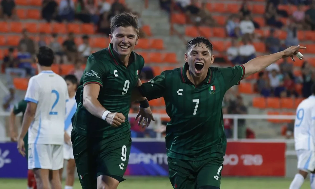Tahiel Jiménez marcó triplete en el duelo contra Guatemala y con ello México se instaló en semifinales de los Juegos Centroamericanos.