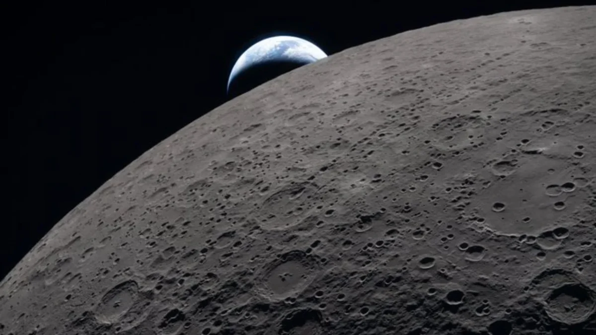 El LRO tomó las fotografías del cráter mostradas por la NASA entre el 11 y el 12 de agosto, tras el impacto del Falcon 9 de SpaceX.