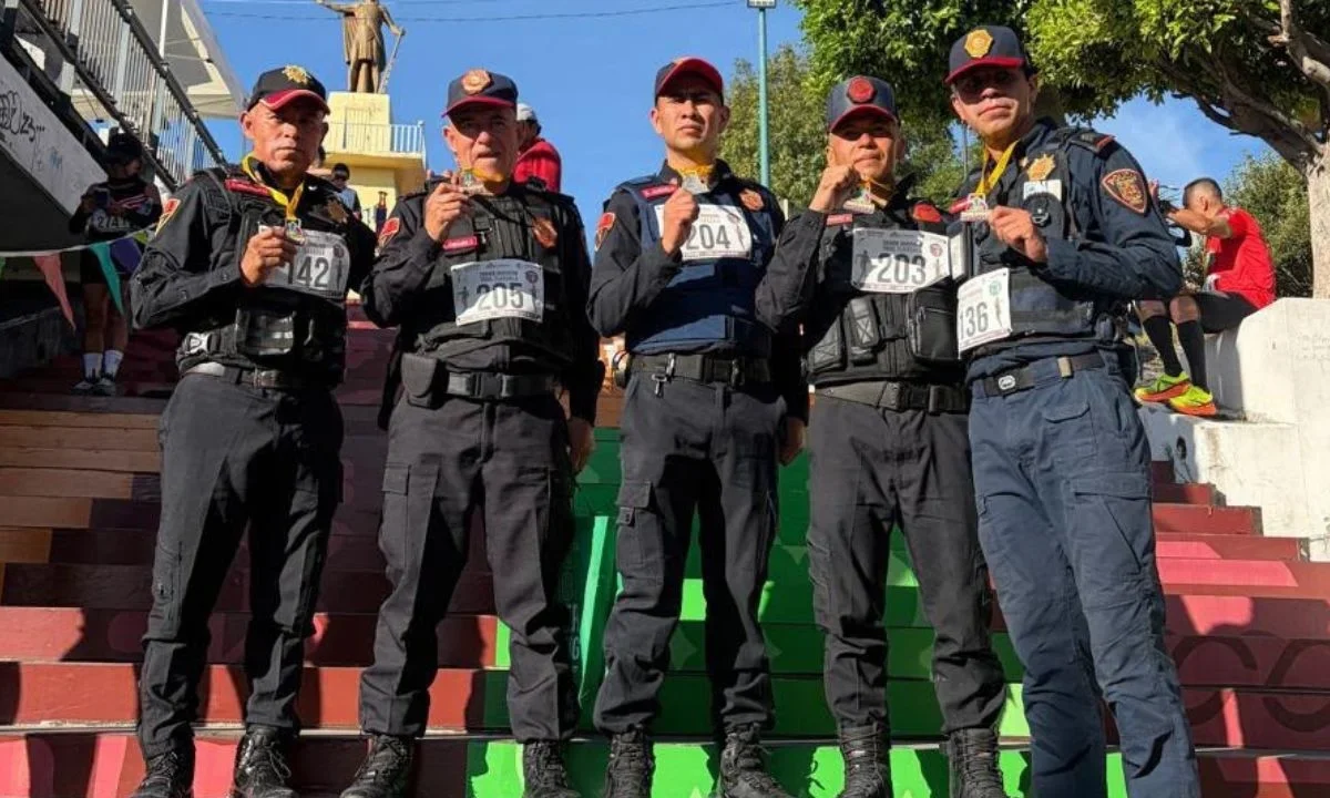 Policía Bancaria e Industrial (PBI) muestra preparación física durante las competencias Sprintower Tlaxcala y Trial Tlaxcala 2026.
