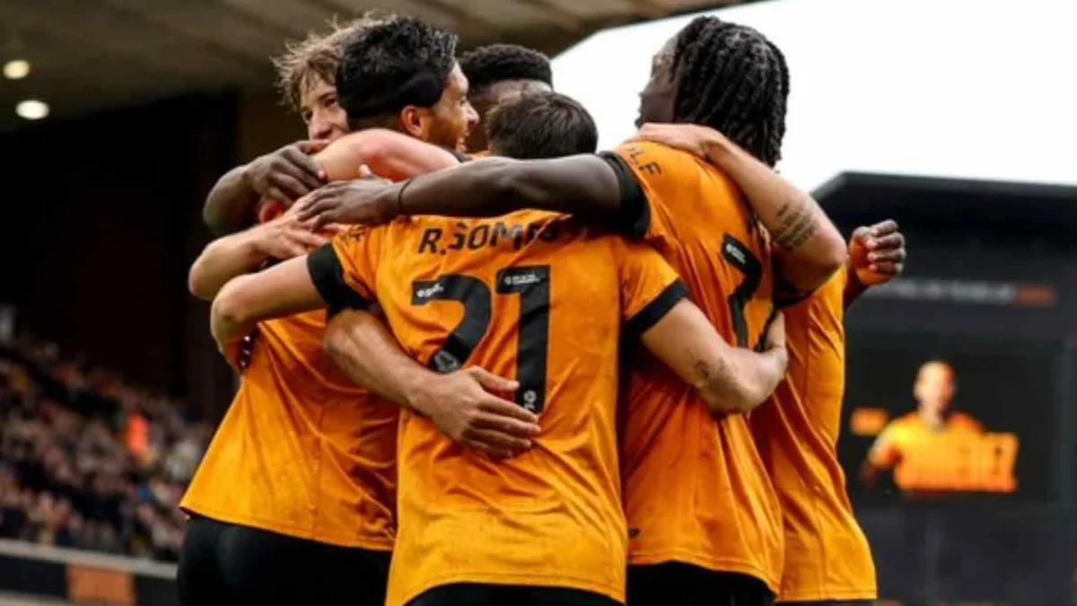 Raúl Jiménez anota en la victoria del Wolves; el mexicano suma dos anotaciones y una asistencia en este torneo.