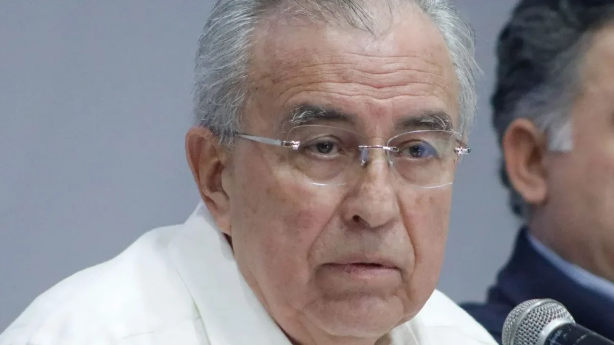 Rubén Rocha Moya informó que retomó sus funciones como gobernador de Sinaloa y continuará al frente del Poder Ejecutivo estatal hasta el 31 de octubre de 2027.