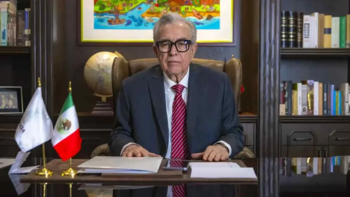 El gobernador Rubén Rocha Moya presentó una solicitud de licencia temporal con carácter indefinido.