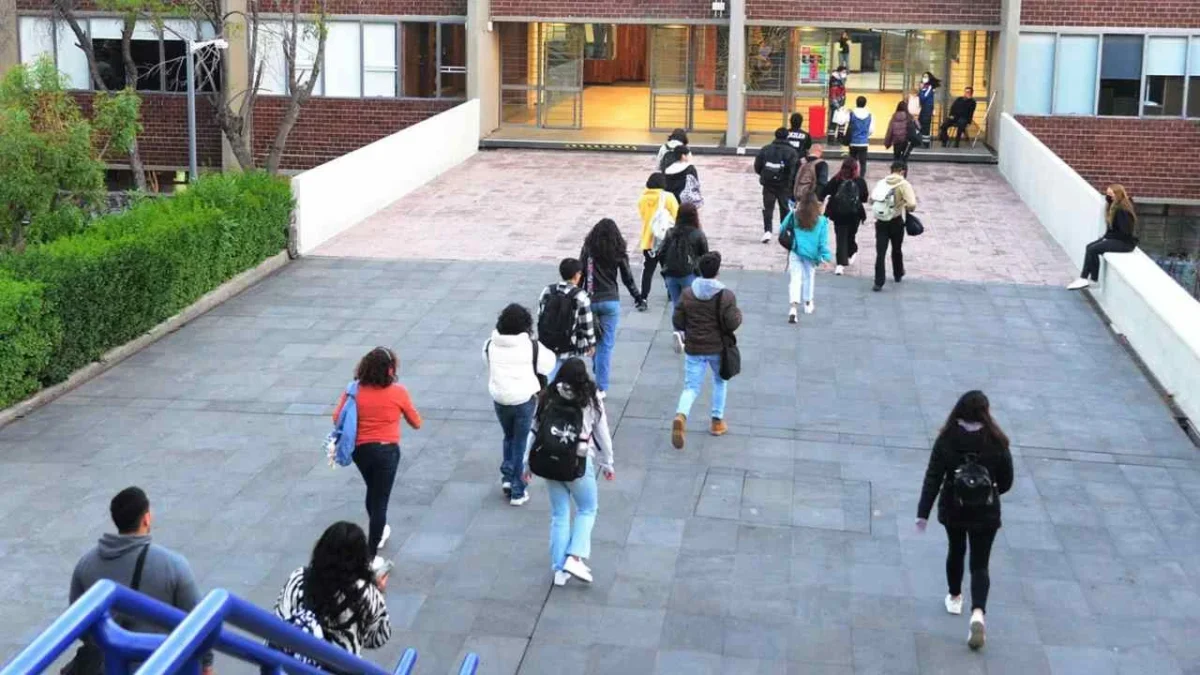 La SEP solicitó prevenir y erradicar novatadas, y cualquier acto de violencia, en escuelas normales previo al ciclo 2026-2027.