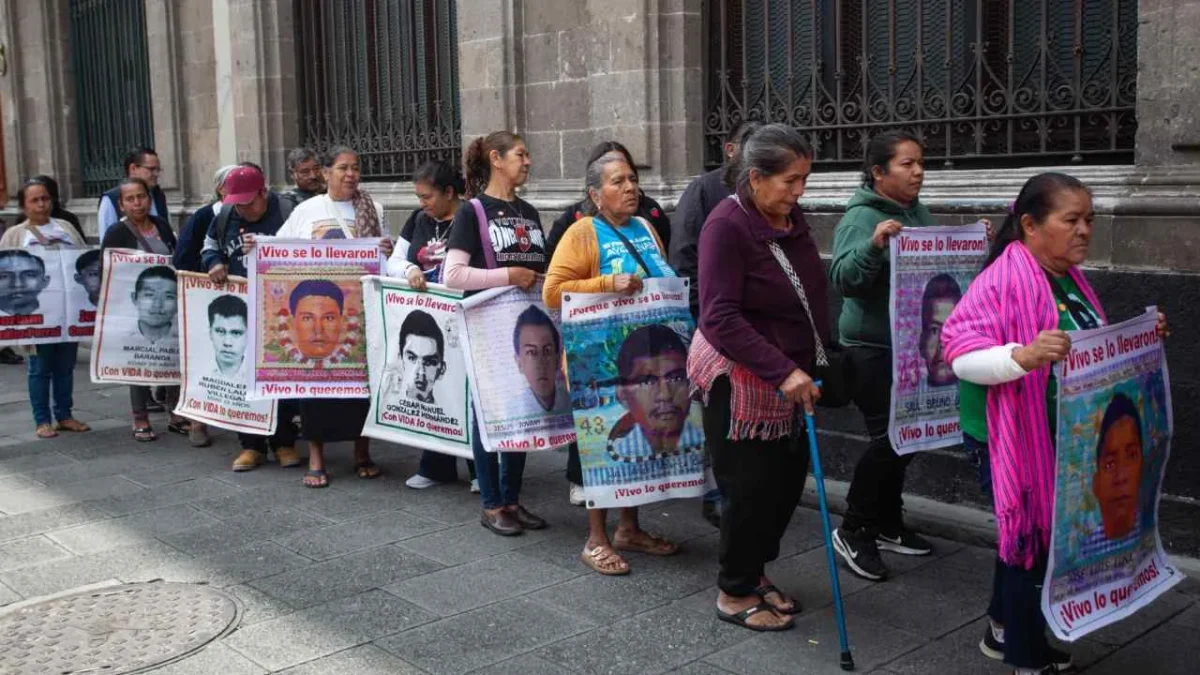 Claudia Sheinbaum instruirá a la Segob para que prepare un informe sobre los avances en el caso de Ayotzinapa.