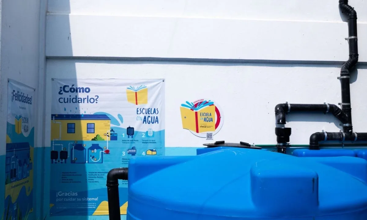 Hay alrededor de 19 mil 863 escuelas de educación básica en México que no cuentan con el servicio de agua, según datos de SEP.