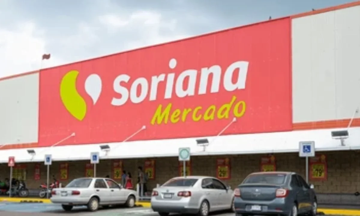 Conoce cuántas sucursales dejarán de operar y qué hay detrás del plan de Soriana para 2026.