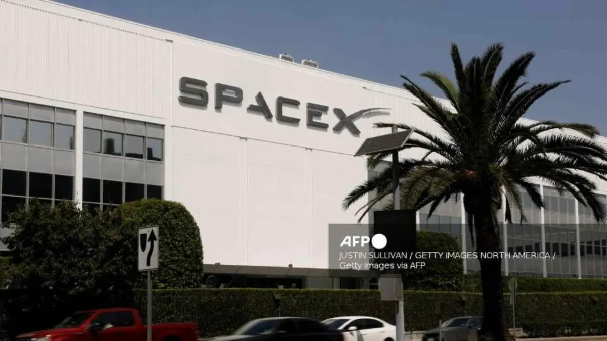 La empresa SpaceX dispara 92% sus ingresos y supera expectativas, pero acciones caen 7%.