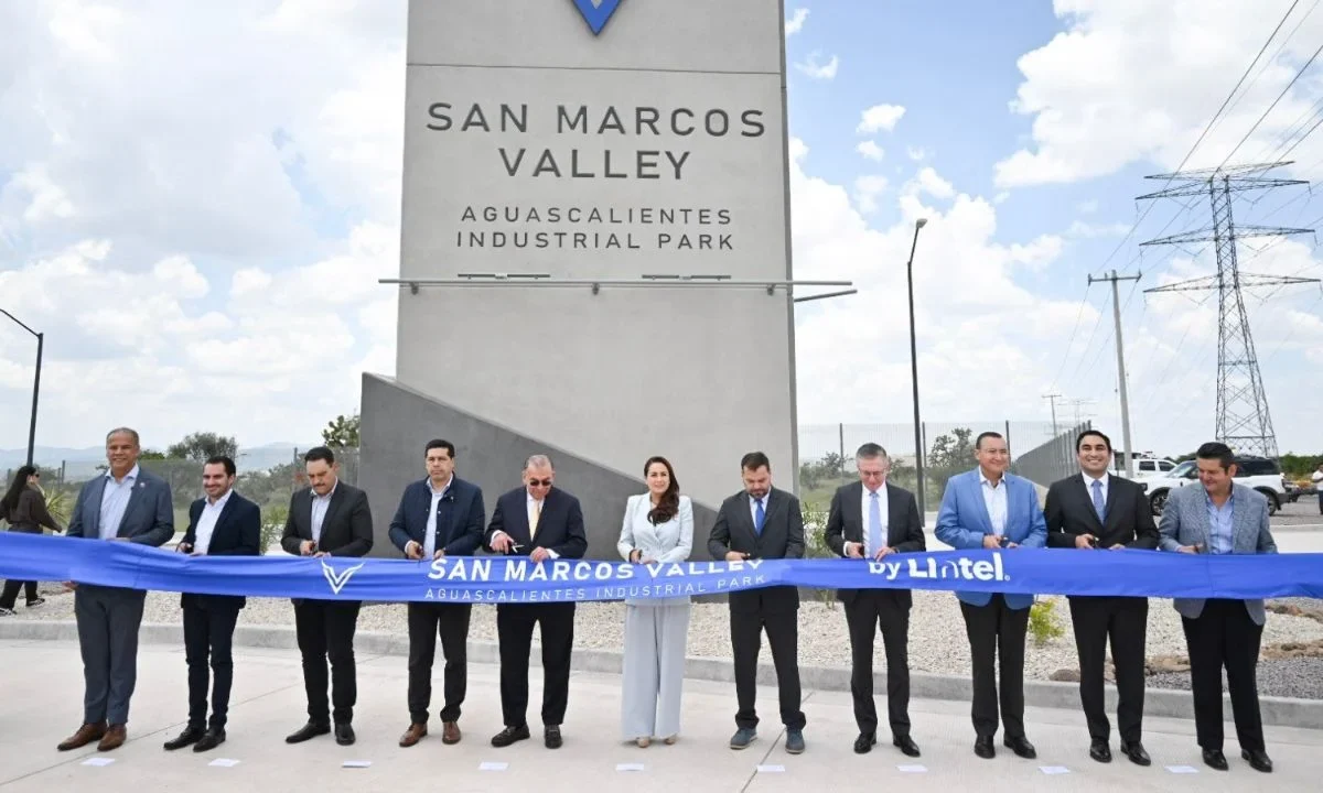 La gobernadora de Aguascalientes, Tere Jiménez, inauguró la primera etapa del Parque Industrial San Marcos Valley.