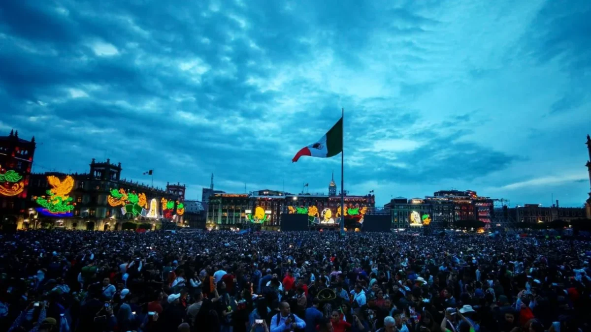 EN VIVO: Sigue el 216 aniversario del Grito de Independencia en el Zócalo capitalino