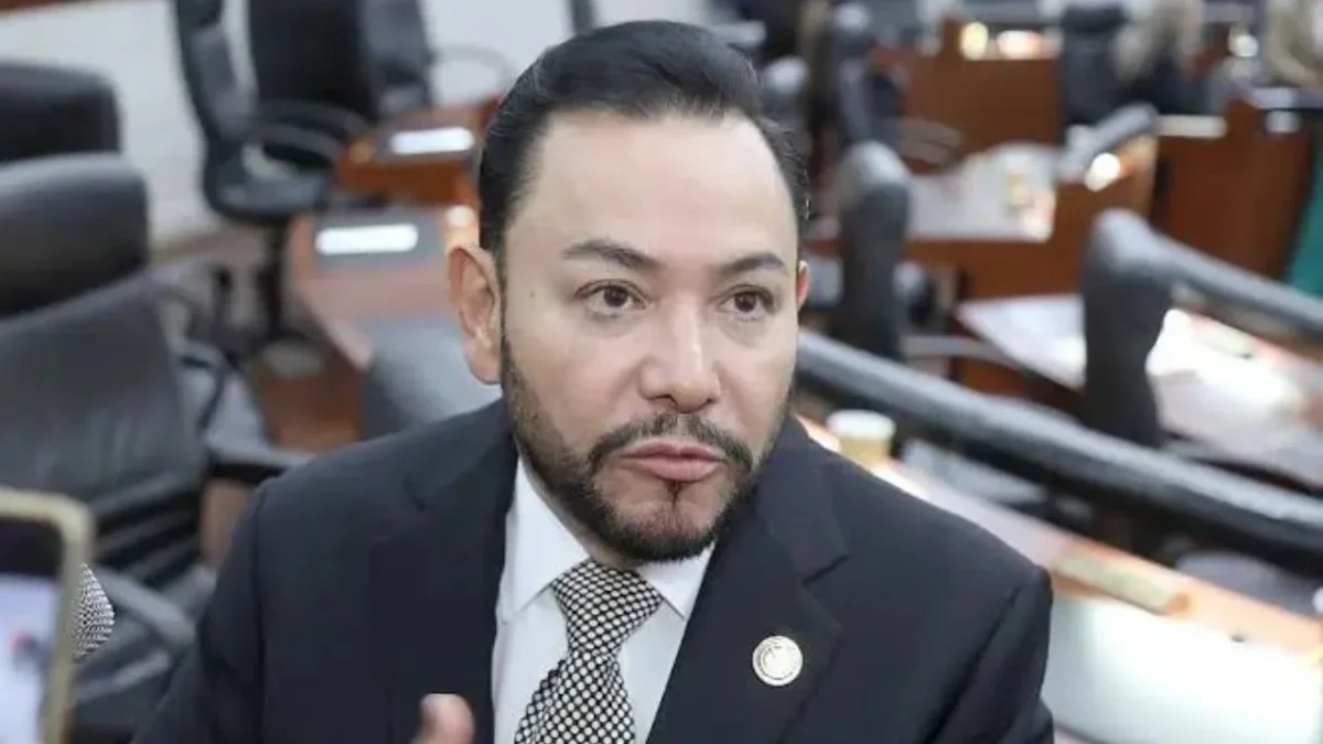 Héctor Serrano pone a SLP a la vanguardia en temas sobre la libertad de expresión