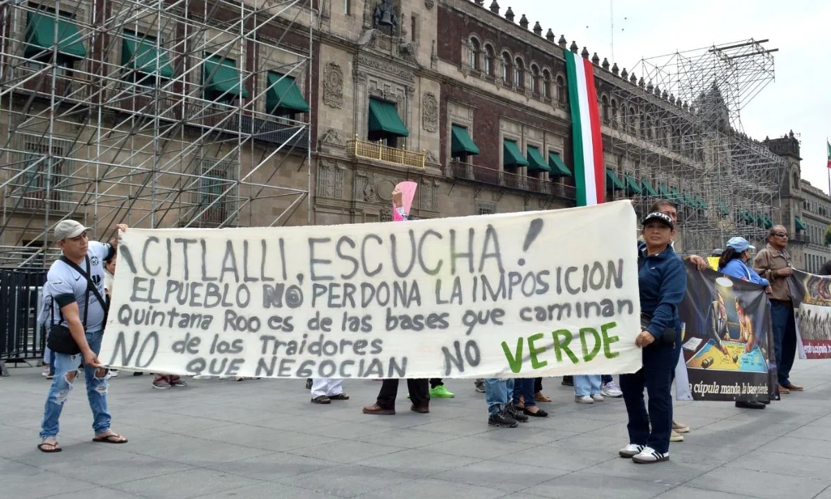 Morenistas de Quintana Roo protestan contra designación de Gino Segura