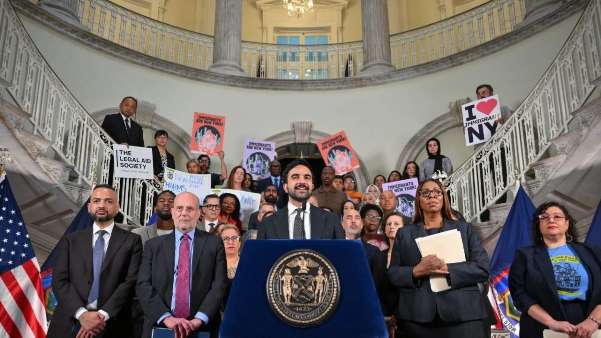 Nueva York demanda a Trump por nuevas trabas a migrantes