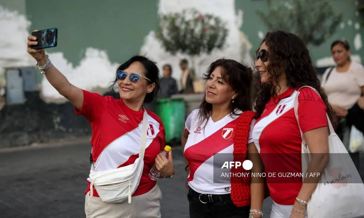 Perú y Estados Unidos revelan convocatoria para los amistosos frente a México