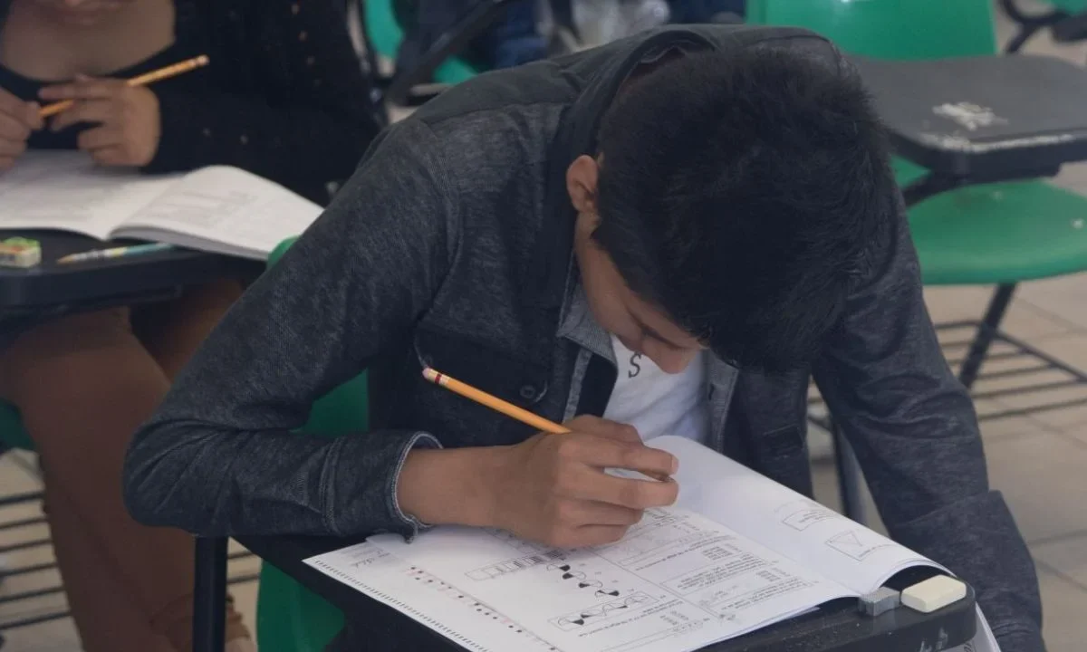 Rechaza Morena resultados de PISA, atribuye retroceso a la pandemia
