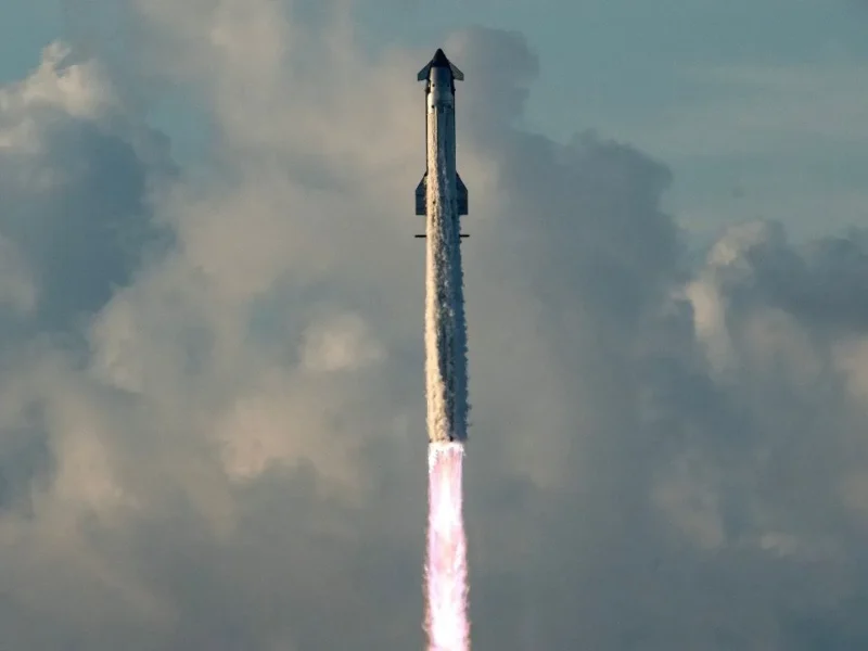 El megacohete Starship de Elon Musk alcanza la órbita terrestre