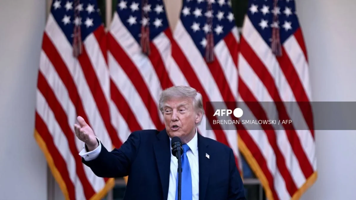 Trump se alegra de que el príncipe Harry y Meghan hayan dejado EU