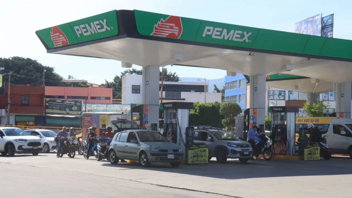 La Profeco indicó que se mantiene el precio del litro de gasolina regular por debajo de los 24 pesos y de diésel en menos de 28 pesos.