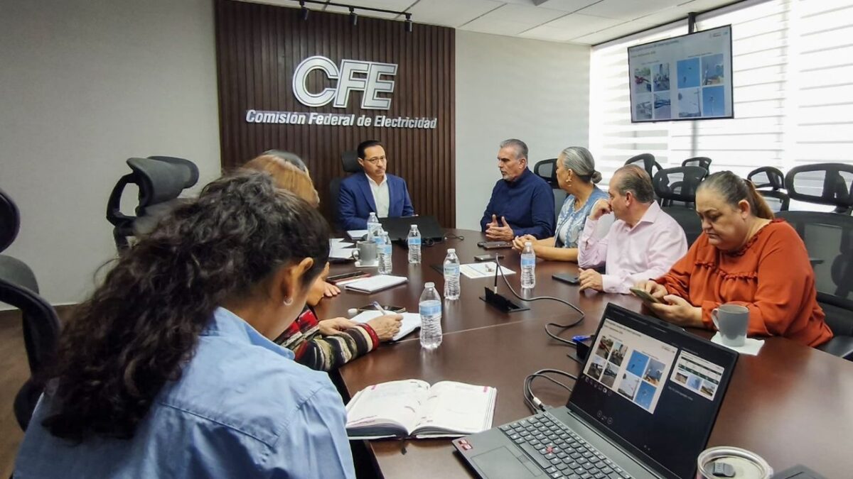 Tras una reunión entre regidores de Monterrey y personal de la CFE, se acordó que habrá mayor coordinación entre ambos.