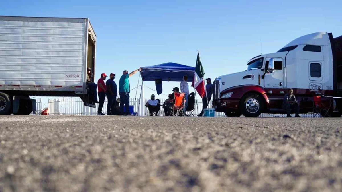 FLUJO. El cierre fue en la zona de aduana, lo que permitió que los turistas pudieran cruzar sin problemas.
