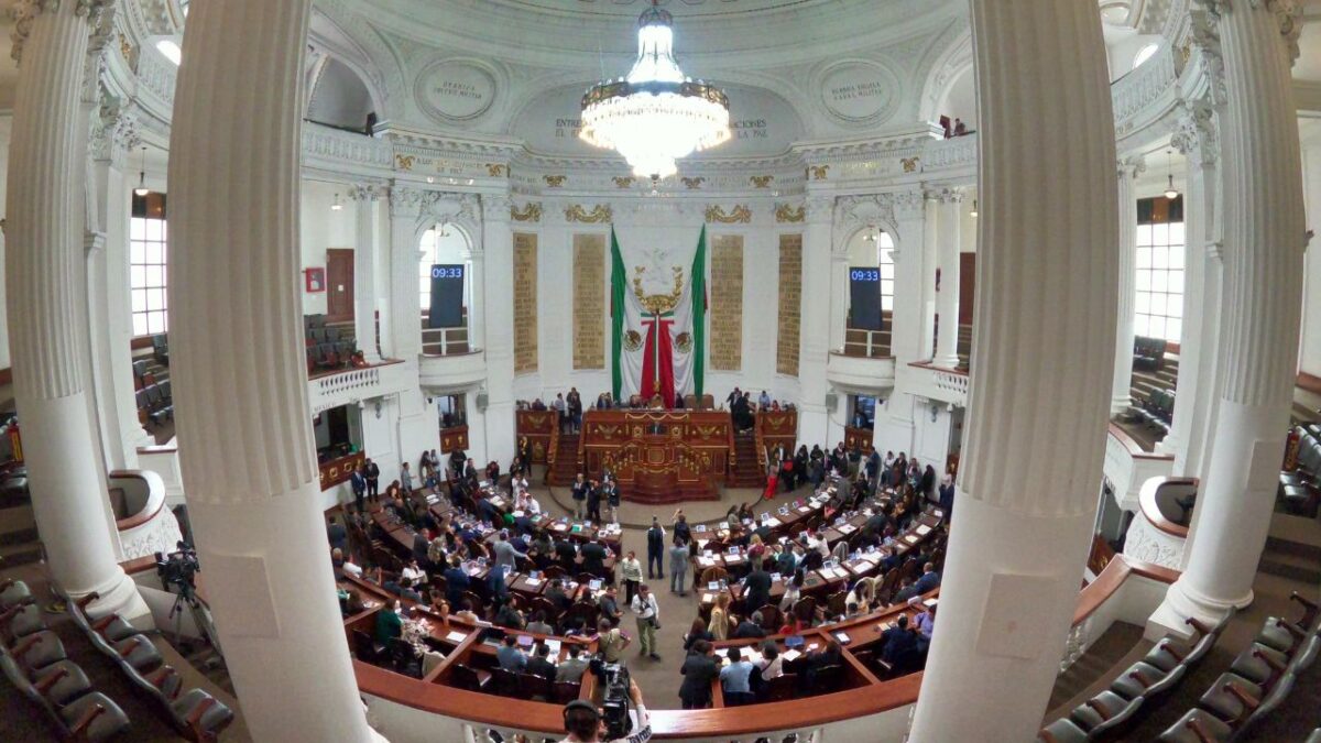 Hasta el momento, con la postura de las bancadas, los votos para aprobar la norma sobre muerte asistida no alcanza para ser aprobada.