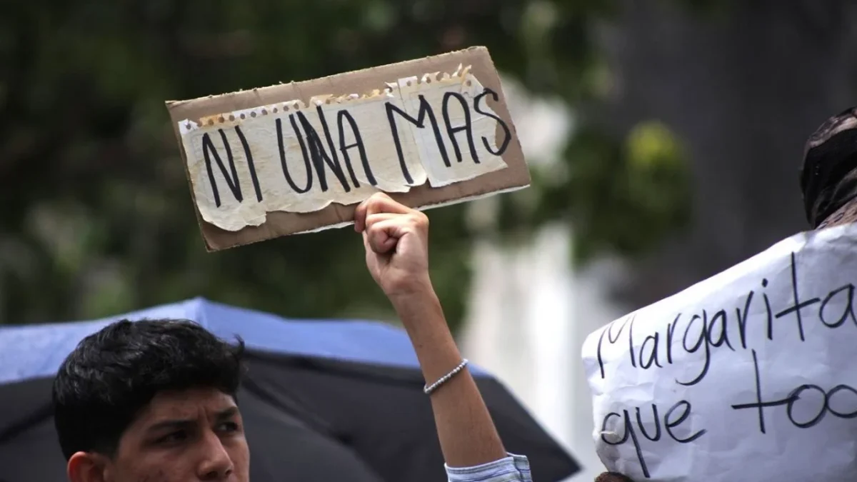 Estudiantes de la UAEM rindieron un homenaje para exigir justicia por el asesinato de sus compañeros Christian Shamed y Gael.