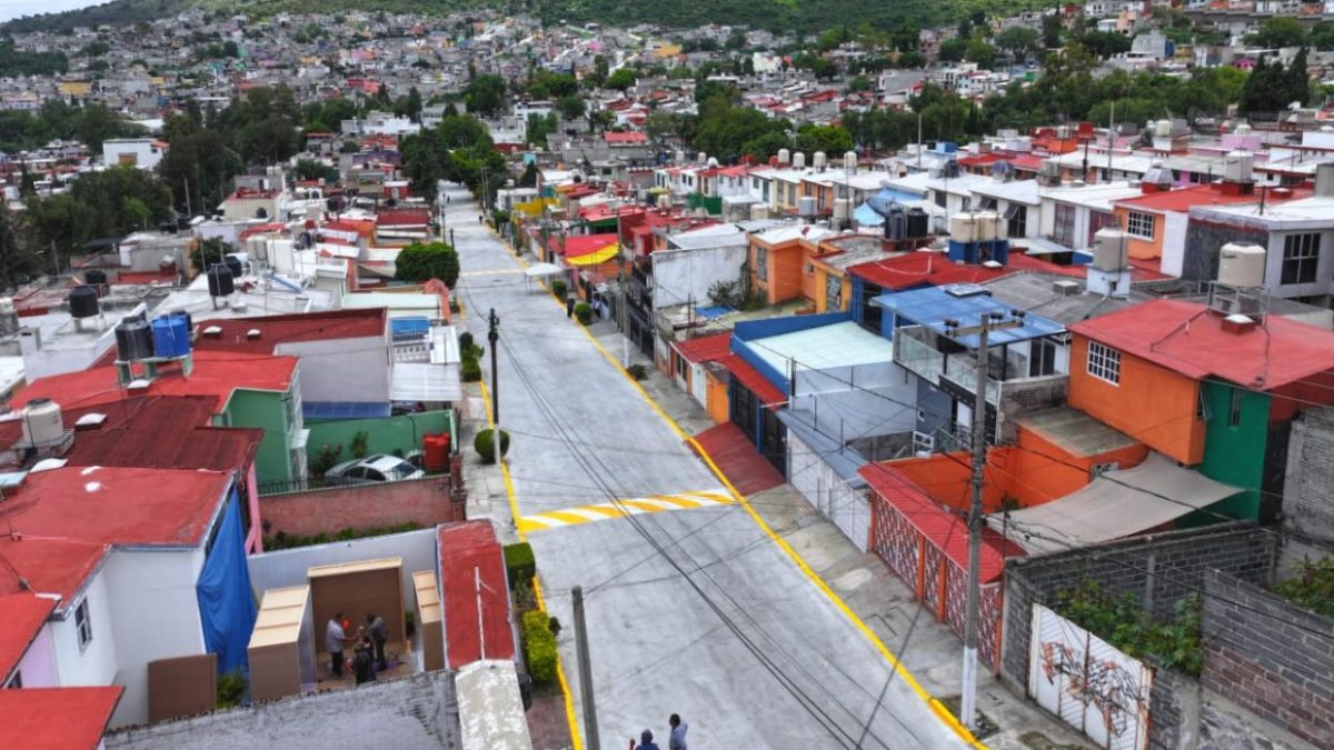 Avenida Verdines, en Parque Residencial Coacalco (Zona Ecatepec), estaba totalmente deteriorada; ya fue intervenida.