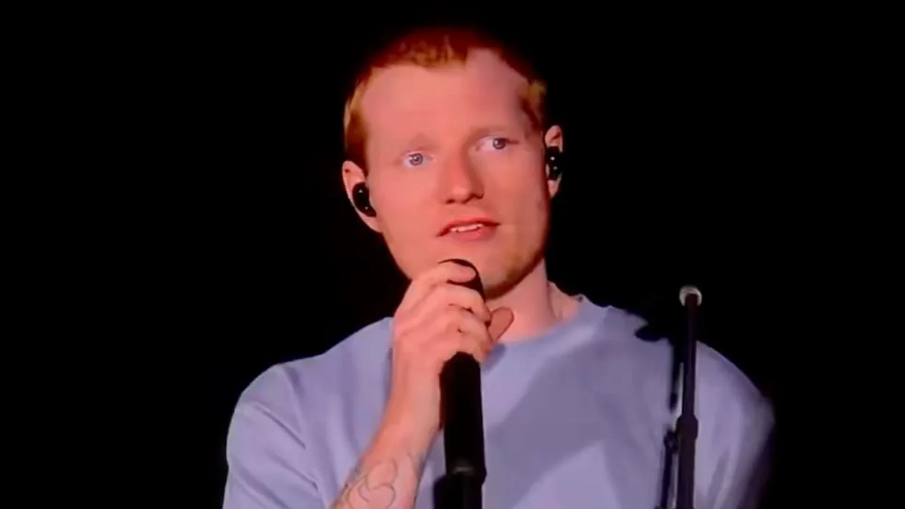 Ed Sheeran califica de 'injustificable' la situación en Gaza durante concierto