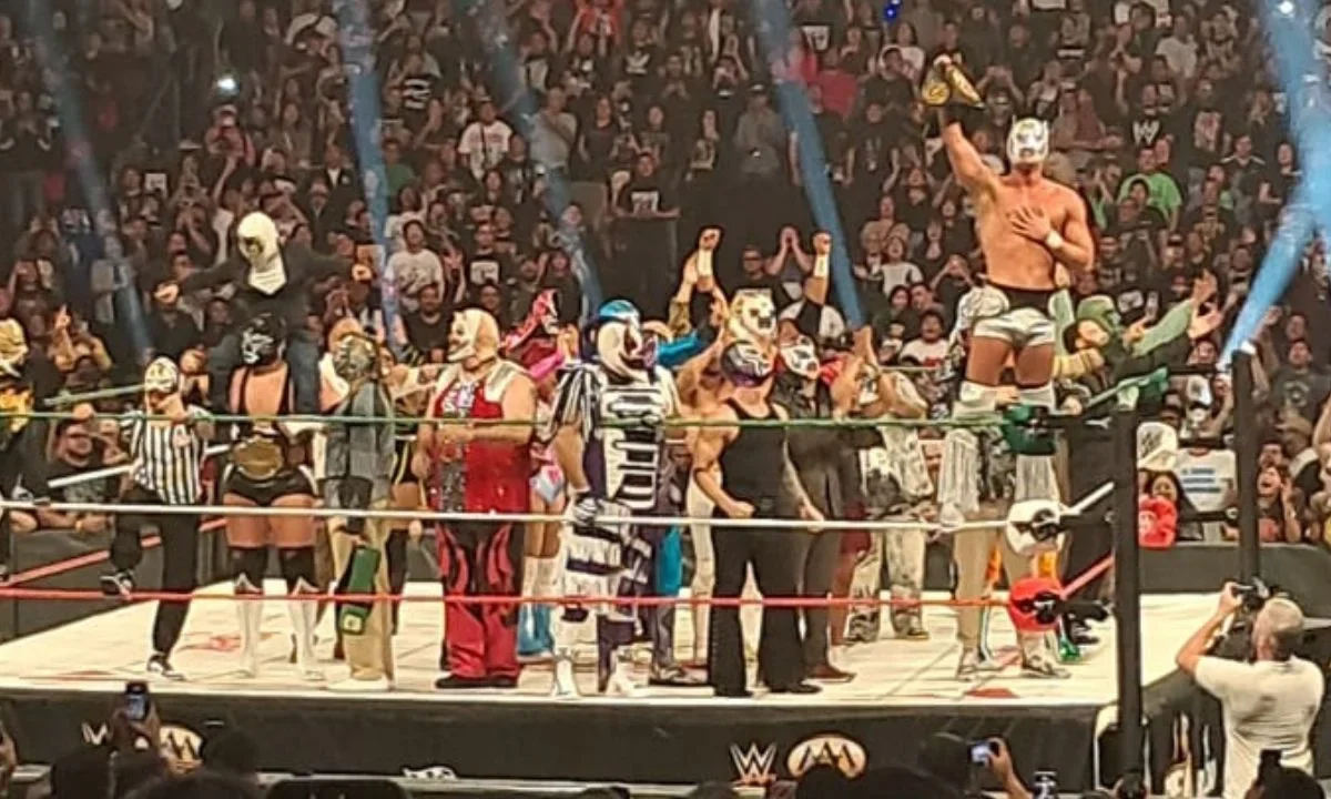 El Grande Americano le arrebató el Megacampeonato de AAA a Dominik Mysterio, en la lucha estelar de Triplemanía 34.