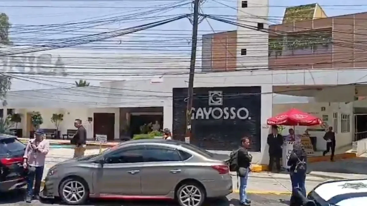 Seguidores de la banda de rock Camilo Séptimo convocaron a un homenaje público para despedir a Jonathan Samuel Meléndez Ochoa.