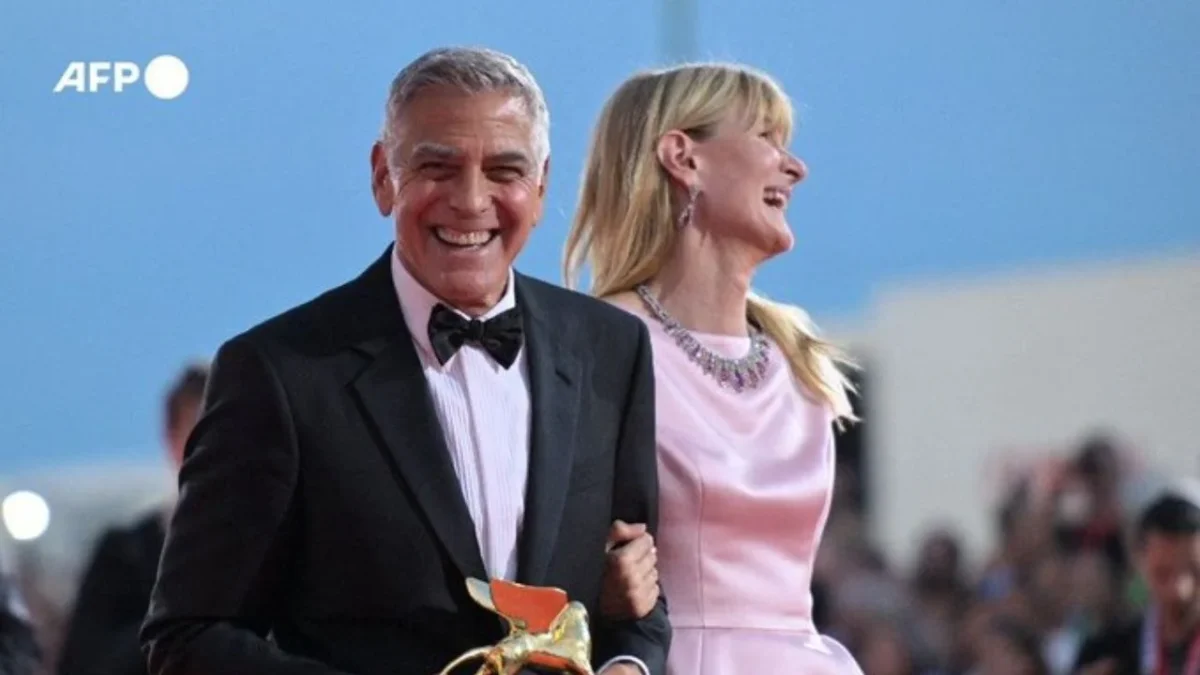 El Festival de Cine de Venecia arrancó con un homenaje al carismático George Clooney, le entregan el León de Oro.