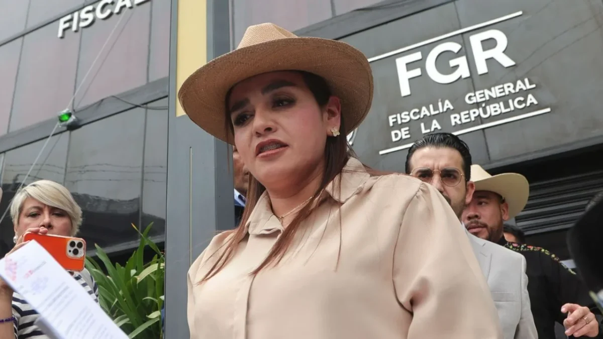 La alcaldesa de Uruapan, Grecia Quiroz, pidió a la FGR atraer las investigaciones del asesinato de Carlos Manzo.