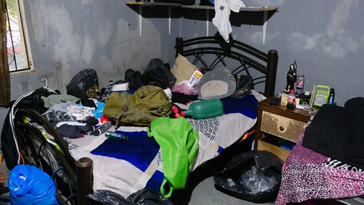Ocho personas de entre 16 y 43 años fueron rescatadas de una finca utilizada por el CJNG como 'hospital', en Tecalitlán, Jalisco.