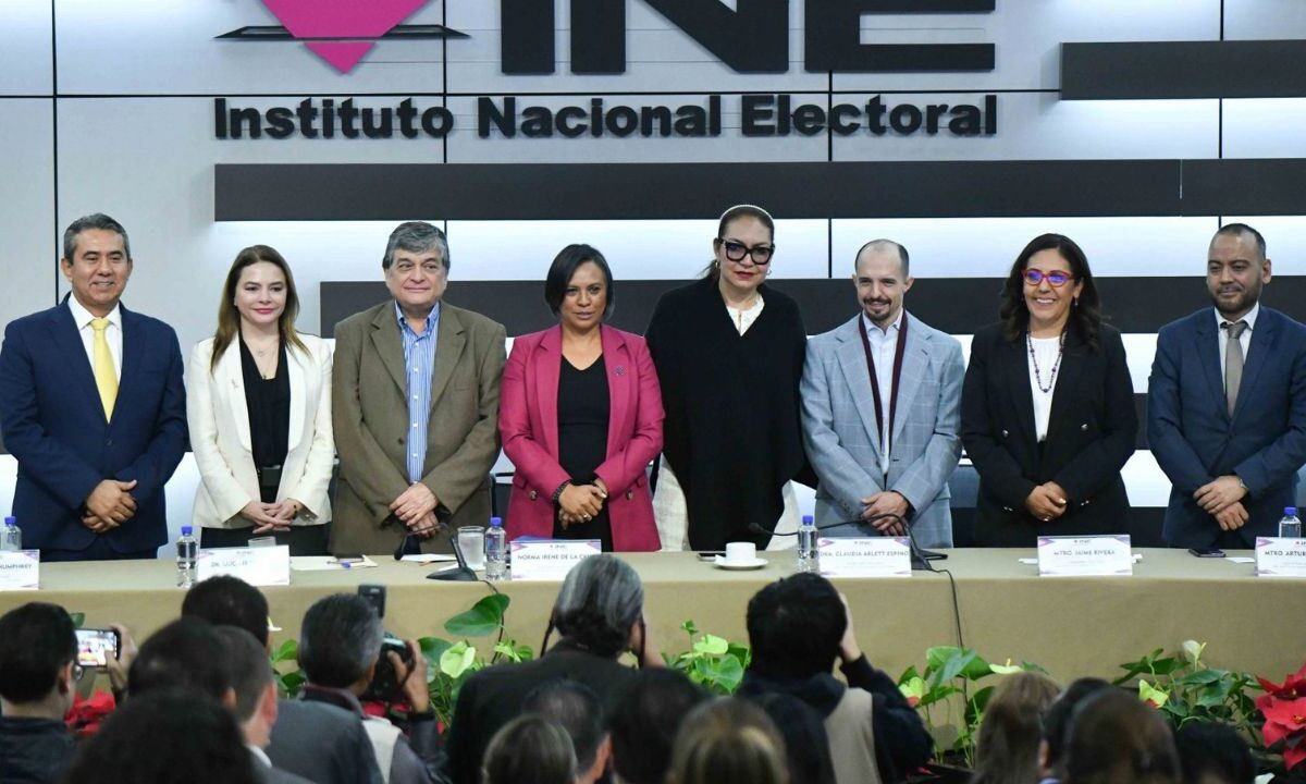 Roberto Carlos Félix López será encargado de despacho de la Secretaría Ejecutiva del INE con efecto a partir de este 9 de septiembre de 2026.